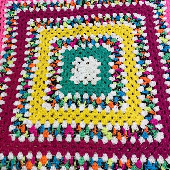 Hand Knit crocheted Cottage Square Granny Lap Blanket 72x32 - Picture 2 of 6